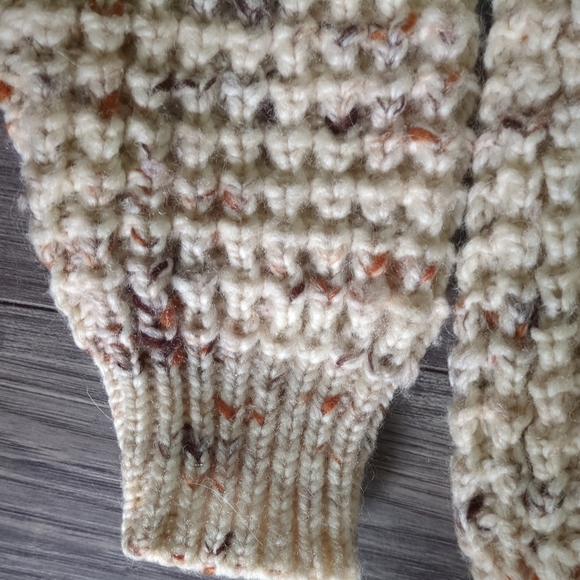 Gaeltarra Handloomed Pure New Wool Fisherman Sweater Cream Size Small - Picture 4 of 7